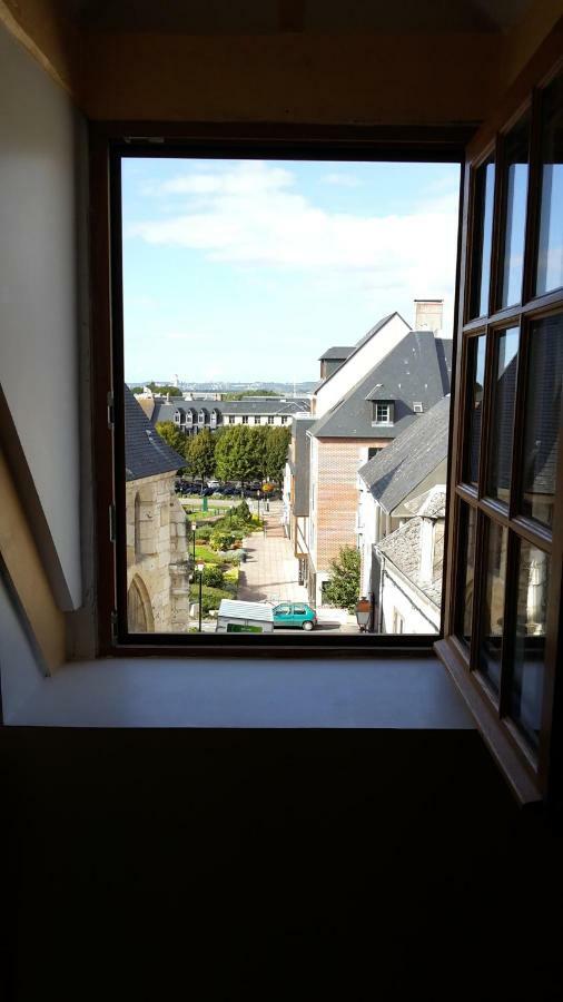 Apartamento Le Saint Leonard...Il Est Orange Honfleur Exterior foto